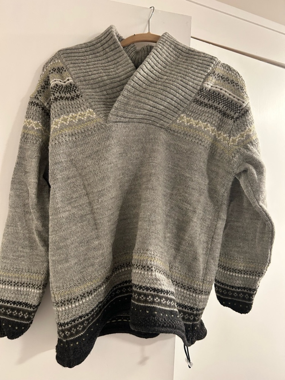 Gray Patterned Shawl Fair Isle Collar Sweater